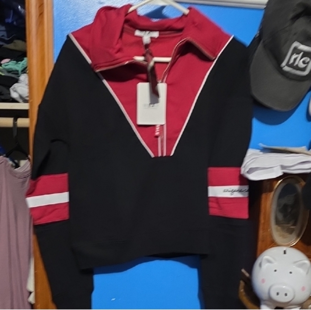 Black and Red Women's Sweater